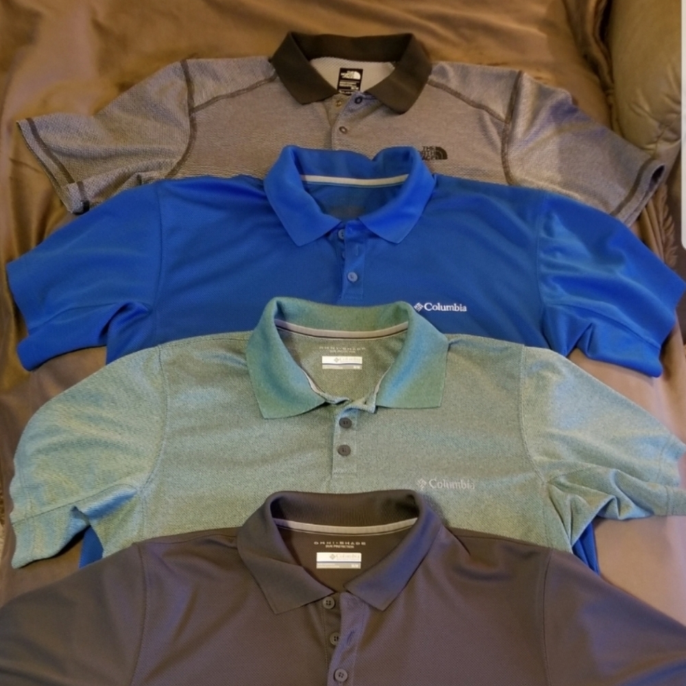 4 polo's bundled. The North Face and 3 Columbia's.